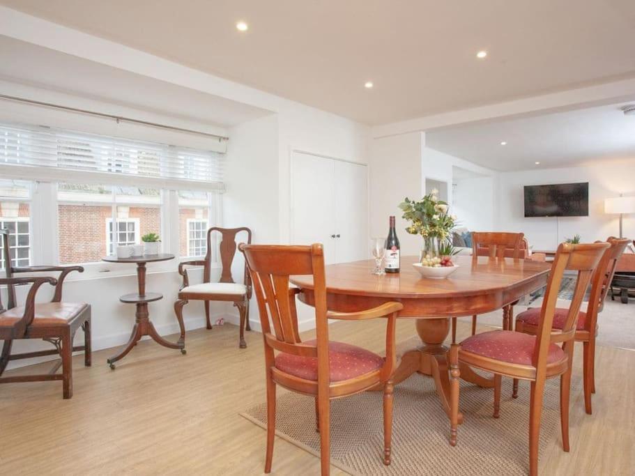 1 Perfectly Located Stylish, Comfortable Apartment Sidmouth Exterior foto