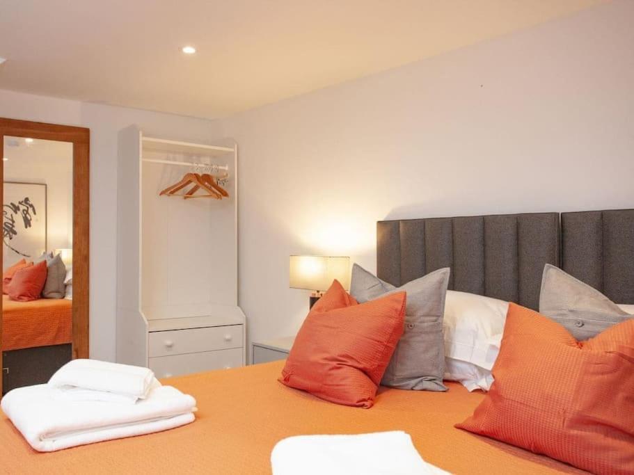1 Perfectly Located Stylish, Comfortable Apartment Sidmouth Exterior foto